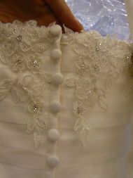 國際知名婚紗品牌登陸重慶，引領本地婚尚新風潮